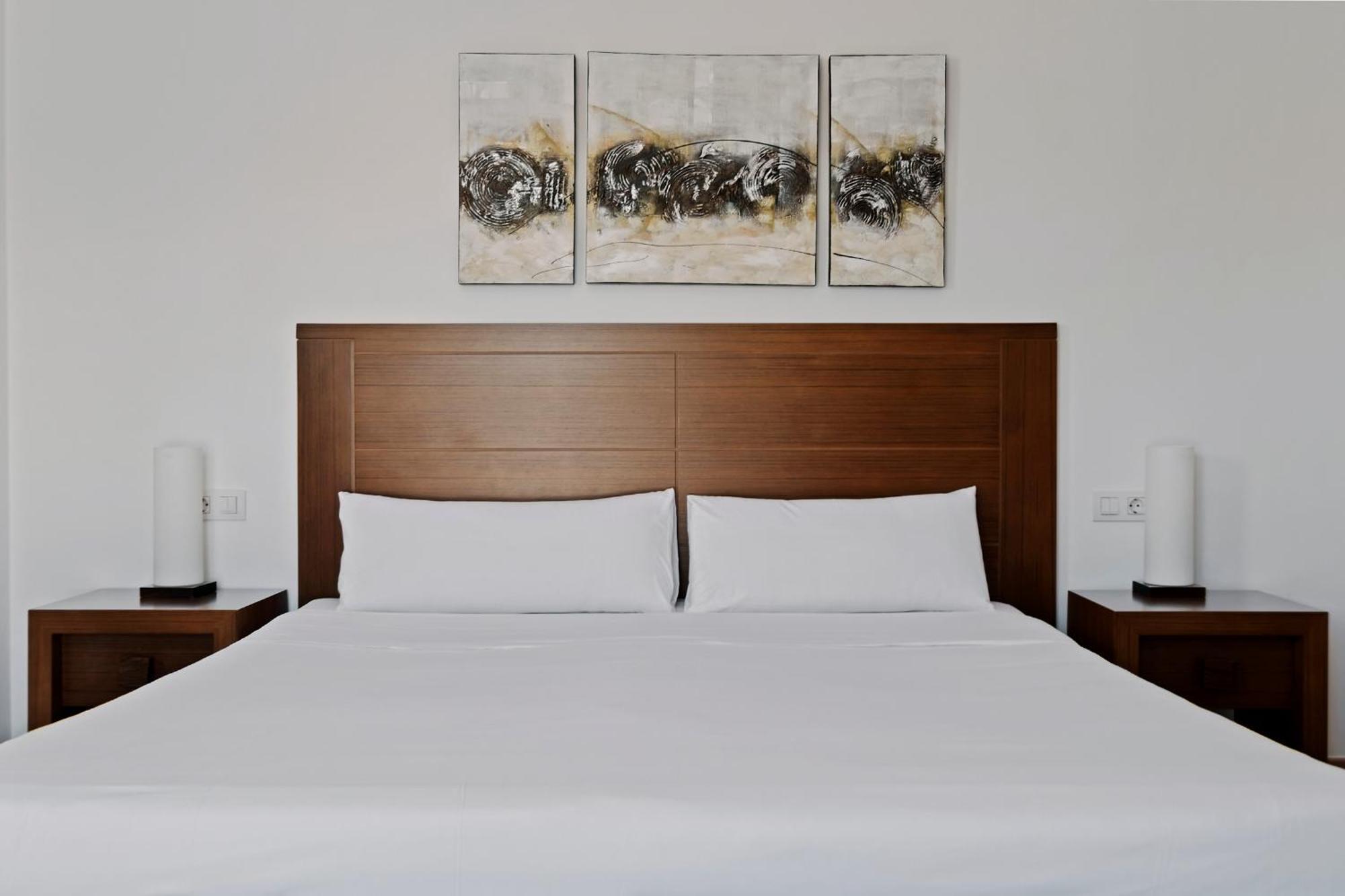 Prinsotel Villas Cala Galdana 卡拉加尔达纳 外观 照片